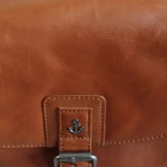 Harbour 2nd Crossbody Bag “Anchor Love” Collection Soft Cowhide Leather - Picture 7 of 10